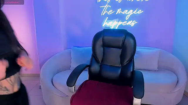 LarisaSmirnov online show from 15, 10, 2025