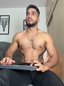 Maximiliano ford online show from 14, 10, 2025