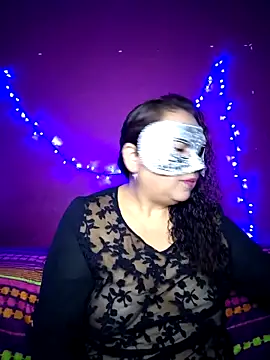 Pequitas sexi online show from 6, 1, 2026