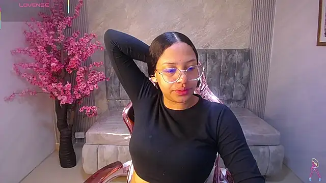 zhara rose s online show from 20, 9, 2025