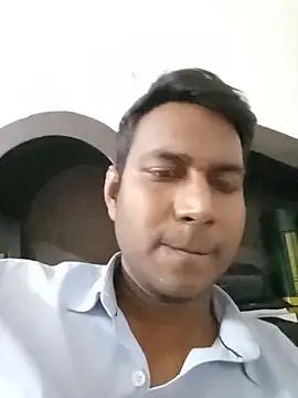 Snapshot of vikesh05 chatting on 23, 11, 2025 vikesh05 online show from 23, 11, 2025