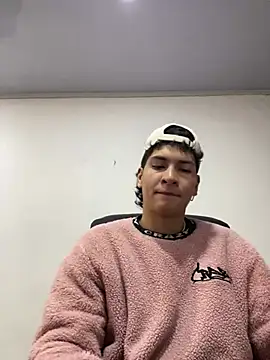 Snapshot of Jhojan_twink chatting on 14, 3, 2025 Jhojan twink online show from 14, 3, 2025