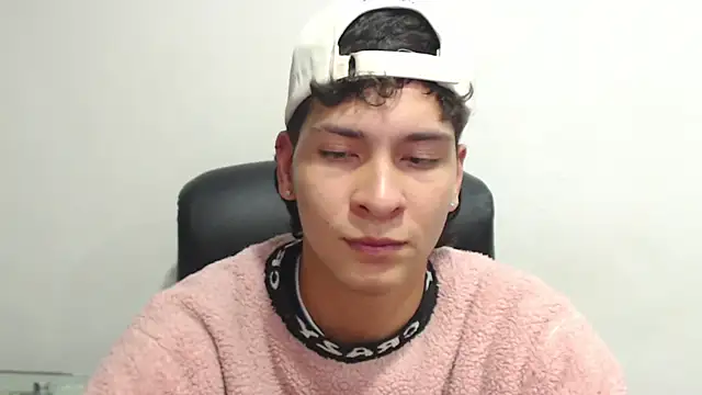 Snapshot of Jhojan_twink chatting on 15, 3, 2025 Jhojan twink online show from 15, 3, 2025