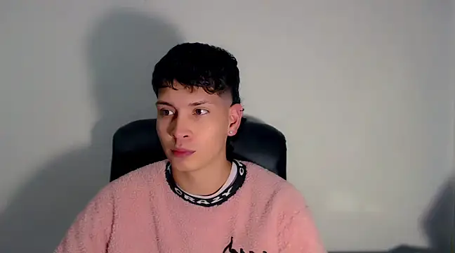 Snapshot of Jhojan_twink chatting on 23, 3, 2025 Jhojan twink online show from 23, 3, 2025