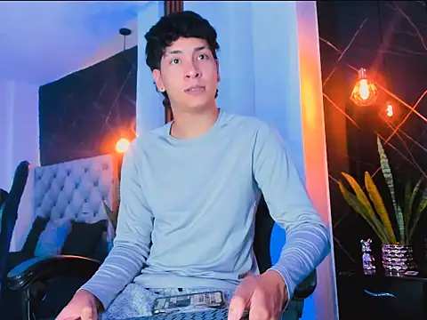 Snapshot of Jhojan_twink chatting on 11, 9, 2025 Jhojan twink online show from 11, 9, 2025