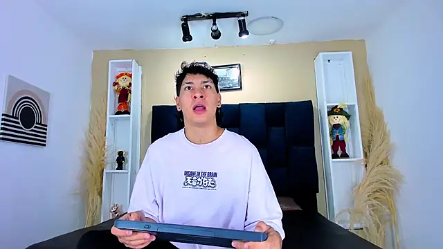 Snapshot of Jhojan_twink chatting on 23, 9, 2025 Jhojan twink online show from 23, 9, 2025