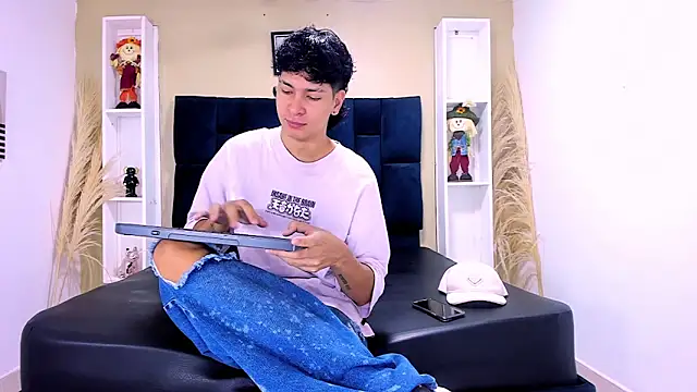 Snapshot of Jhojan_twink chatting on 26, 9, 2025 Jhojan twink online show from 26, 9, 2025