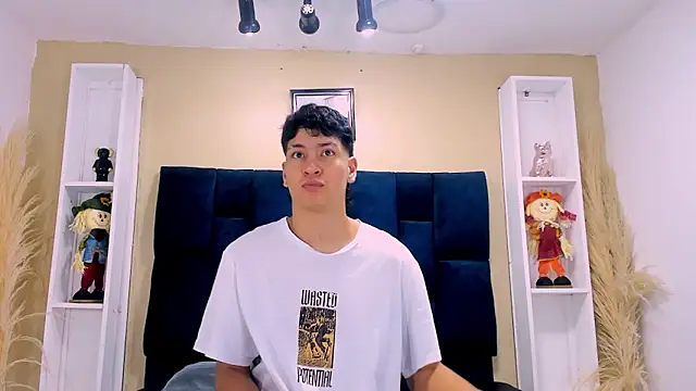 Snapshot of Jhojan_twink chatting on 6, 10, 2025 Jhojan twink online show from 6, 10, 2025