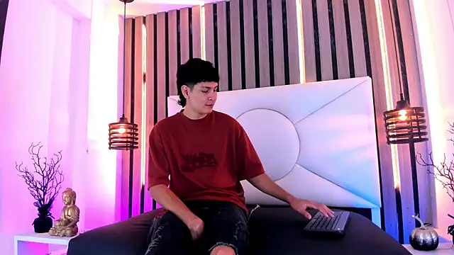 Snapshot of Jhojan_twink chatting on 31, 10, 2025 Jhojan twink online show from 31, 10, 2025