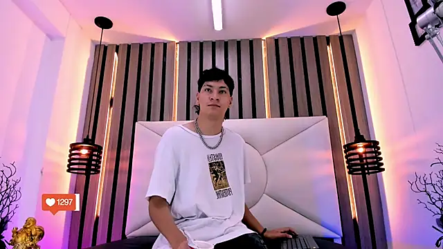 Snapshot of Jhojan_twink chatting on 19, 11, 2025 Jhojan twink online show from 19, 11, 2025