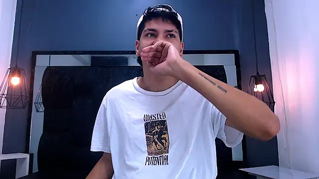 Jhojan twink online show from 8, 1, 2026