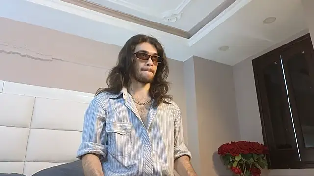 Snapshot of FreyrVik chatting on 20, 10, 2025 FreyrVik online show from 20, 10, 2025