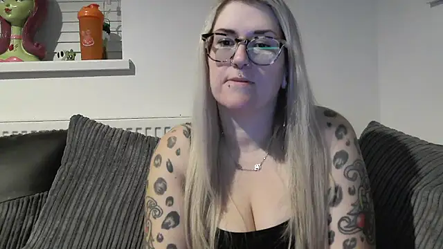 Sizzling Indie36 online show from 22, 11, 2025