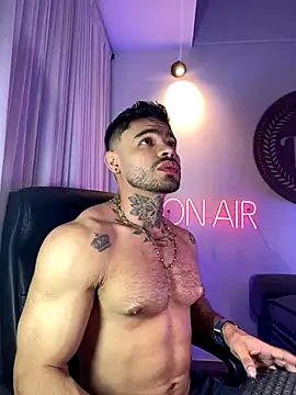 thiagoferrari2 online show from 10, 10, 2025