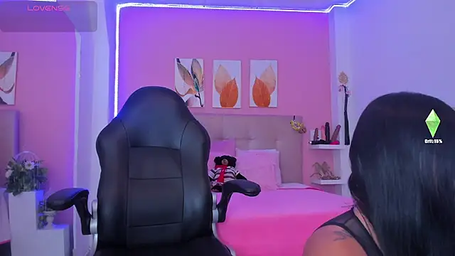 Molly h0t online show from 5, 12, 2025