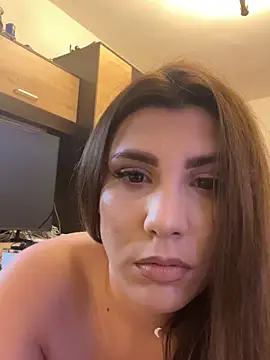 Snapshot of Natasha_Cameron22 chatting on 4, 11, 2025 Natasha Cameron22 online show from 4, 11, 2025