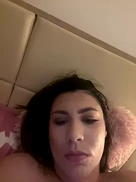 Snapshot of Natasha_Cameron22 chatting on 9, 11, 2025 Natasha Cameron22 online show from 9, 11, 2025