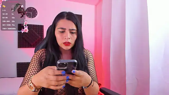 hannarusso online show from 30, 10, 2025