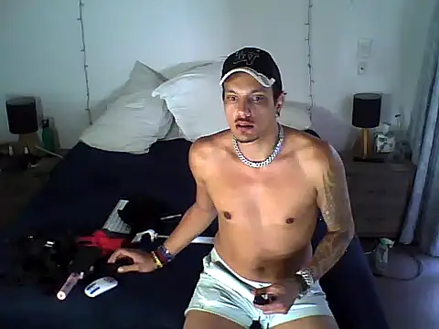 Snapshot of TAIZ69WORLD chatting on 31, 10, 2025 TAIZ69WORLD online show from 31, 10, 2025