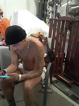 Snapshot of TAIZ69WORLD chatting on 1, 11, 2025 TAIZ69WORLD online show from 1, 11, 2025