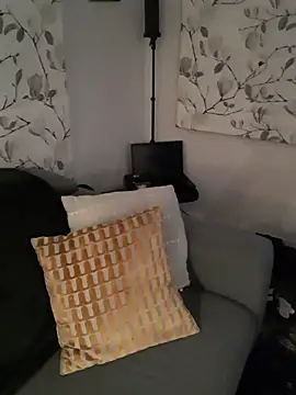 Snapshot of TAIZ69WORLD chatting on 2, 11, 2025 TAIZ69WORLD online show from 2, 11, 2025