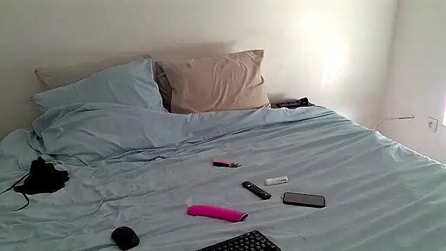 CaroKev online show from 10, 10, 2025