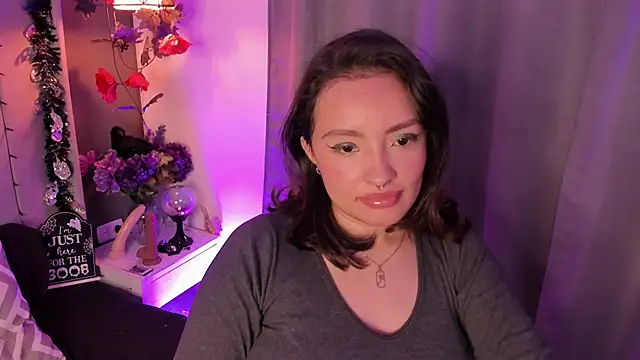 Snapshot of Angelica_Moon21 chatting on 9, 10, 2025 Angelica Moon21 online show from 9, 10, 2025