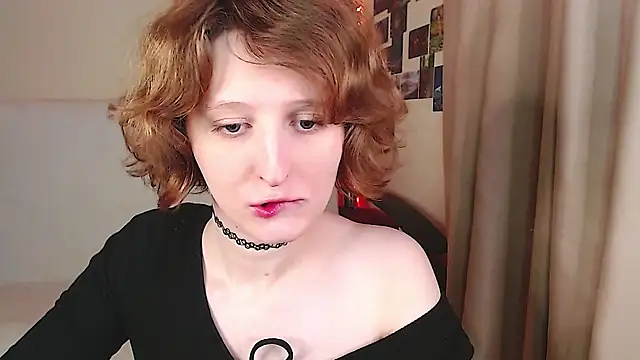 Snapshot of c0ralynx chatting on 22, 10, 2025 c0ralynx online show from 22, 10, 2025