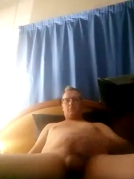 Snapshot of TwistedReaper83 chatting on 26, 10, 2025 TwistedReaper83 online show from 26, 10, 2025