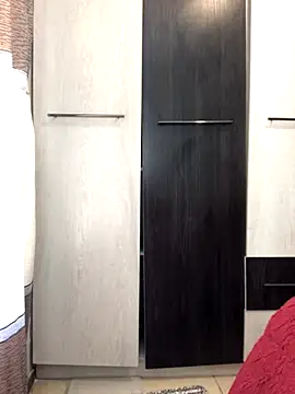 Snapshot of Elonelo chatting on 12, 9, 2025 Elonelo online show from 12, 9, 2025