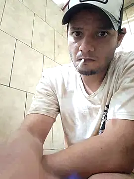 Snapshot of Hotbooy chatting on 3, 12, 2025 Hotbooy online show from 3, 12, 2025