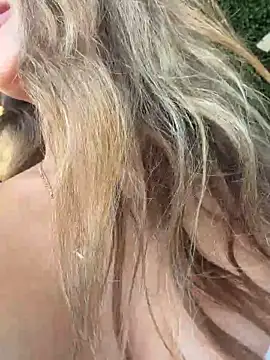 Snapshot of Brilliant-Splashes chatting on 20, 3, 2026 Brilliant-Splashes online show from 20, 3, 2026