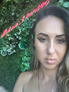 Snapshot of Brilliant-Splashes chatting on 21, 3, 2026 Brilliant-Splashes online show from 21, 3, 2026