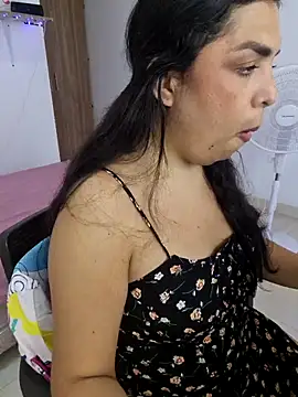 Snapshot of ciacam_ chatting on 17, 11, 2025 ciacam online show from 17, 11, 2025