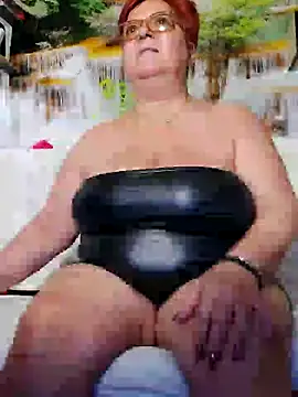 QueenPammy1 online show from 25, 1, 2025