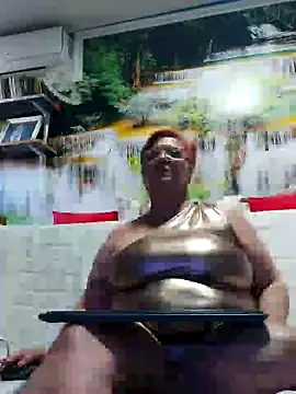 QueenPammy1 online show from 9, 2, 2025