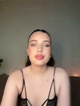 Snapshot of Ariana_Sanderss chatting on 14, 12, 2025 Ariana Sanderss online show from 14, 12, 2025