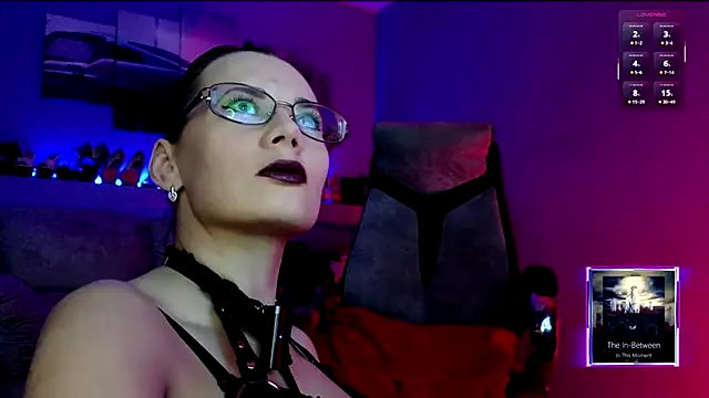 Snapshot of MilanaPure chatting on 2, 11, 2025 MilanaPure online show from 2, 11, 2025