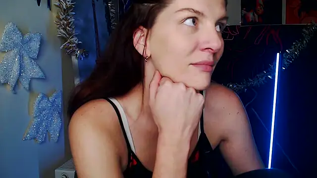 VanessaRey  online show from 19, 12, 2025