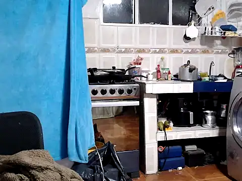 AlanaHotxx online show from 28, 10, 2025