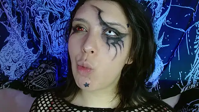 Snapshot of mikaskullcs chatting on 18, 10, 2025 mikaskullcs online show from 18, 10, 2025