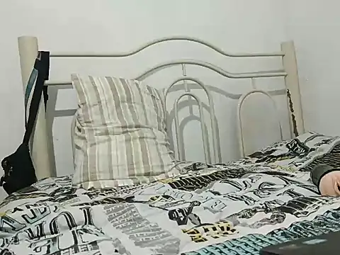 Snapshot of Rogers33 chatting on 20, 3, 2026 Rogers33 online show from 20, 3, 2026