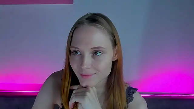 Snapshot of Gina_lovelyy chatting on 31, 10, 2025 Gina lovelyy online show from 31, 10, 2025