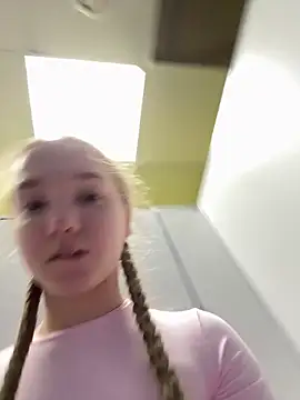 bambi lu online show from 24, 11, 2025