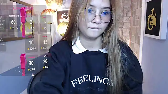 Snapshot of Fiorellaa_delsd chatting on 21, 10, 2025 Fiorellaa delsd online show from 21, 10, 2025