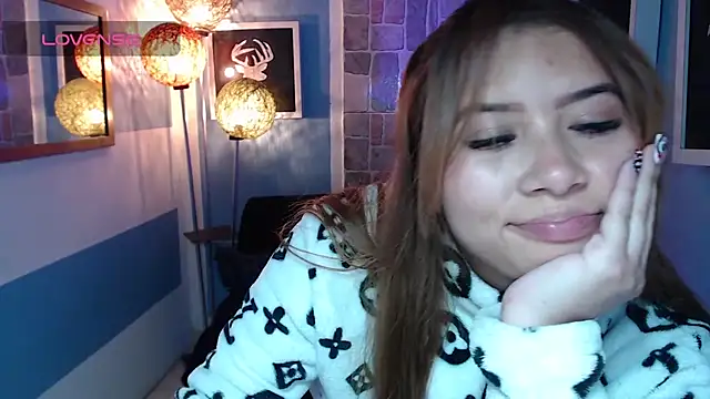 Snapshot of Fiorellaa_delsd chatting on 6, 11, 2025 Fiorellaa delsd online show from 6, 11, 2025