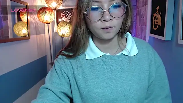 Snapshot of Fiorellaa_delsd chatting on 11, 11, 2025 Fiorellaa delsd online show from 11, 11, 2025