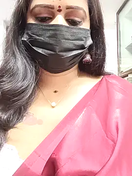 Snapshot of aparna99 chatting on 31, 10, 2025 aparna99 online show from 31, 10, 2025