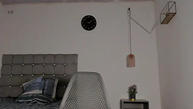 samxx muscle online show from 19, 1, 2026