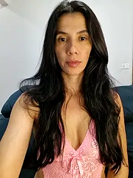 suzy20252 online show from 12, 11, 2025